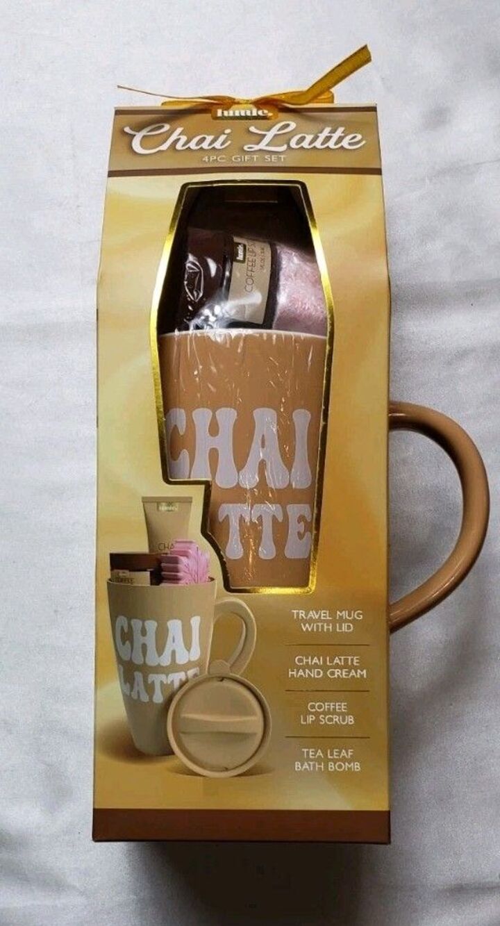 Lumie Chai Latte 4 Piece Gift Set